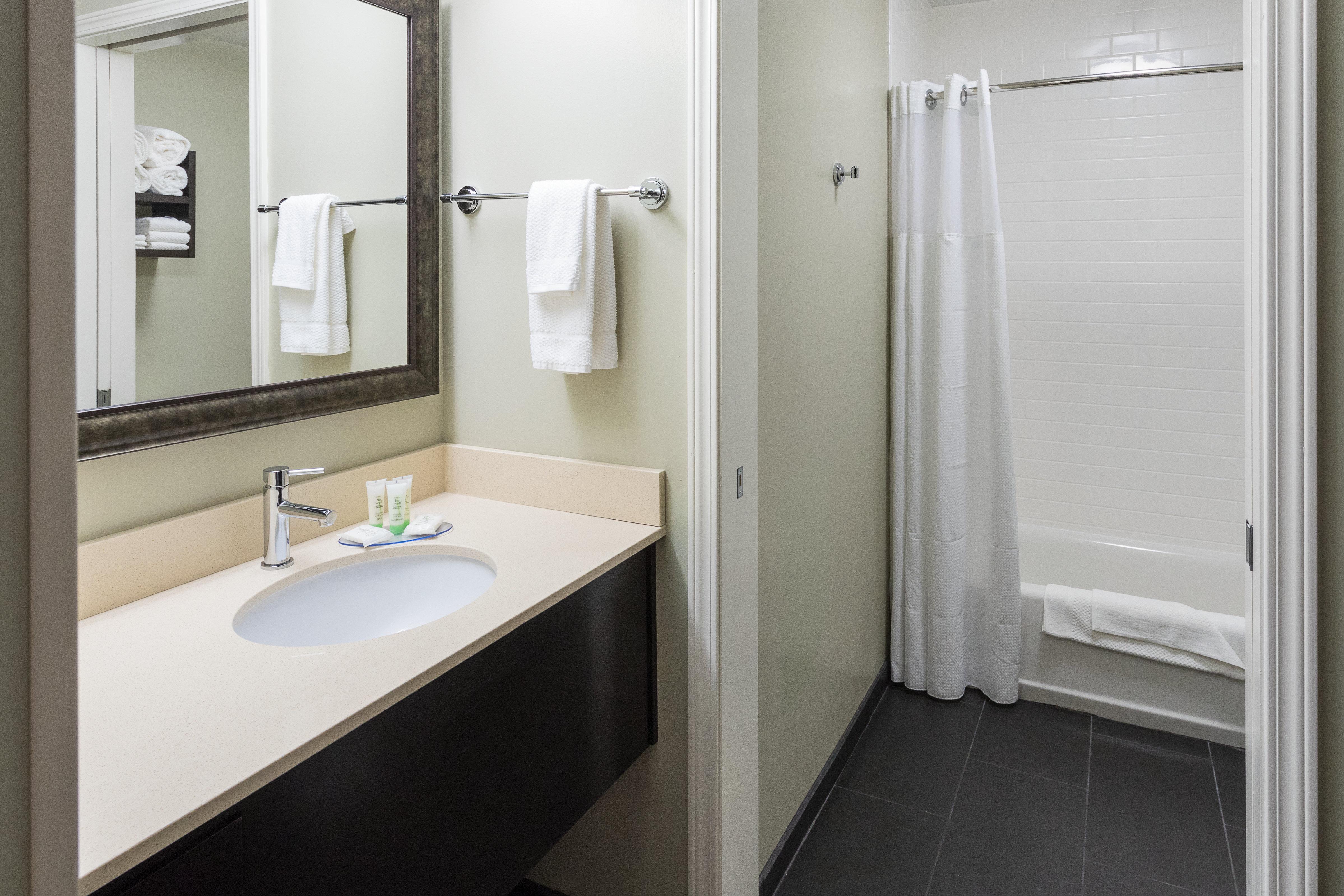Staybridge Suites Omaha West By Ihg Exterior foto