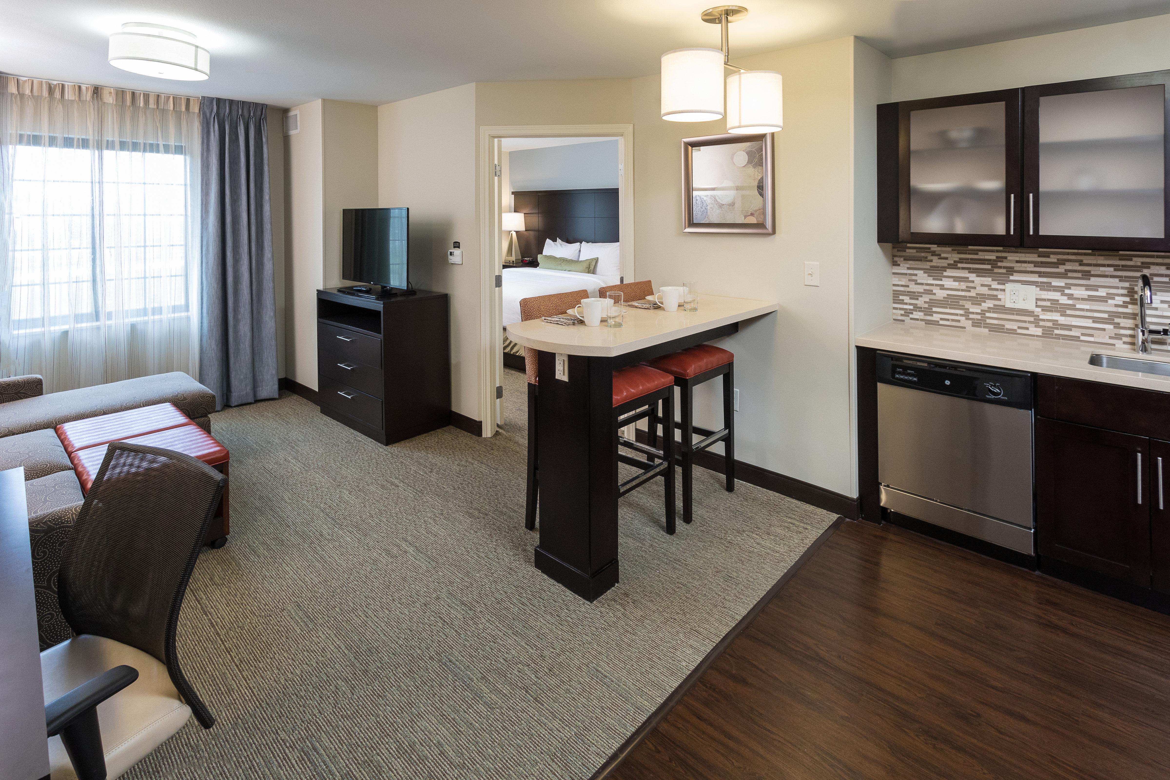 Staybridge Suites Omaha West By Ihg Exterior foto